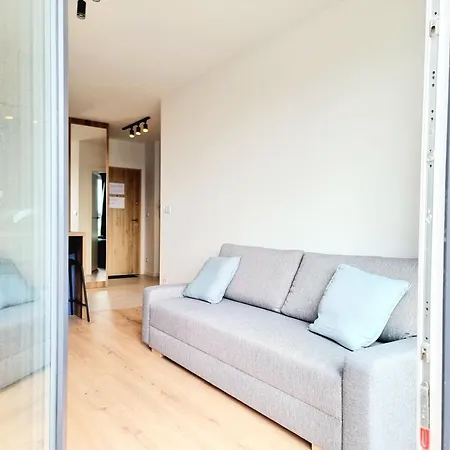 City Host Perla Piotrkowska Apartment *